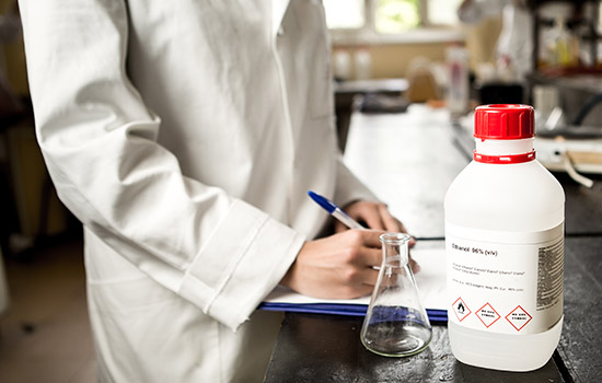 label-markets-ghs-chemical-labels-lab-labcoat-research-writing-dls