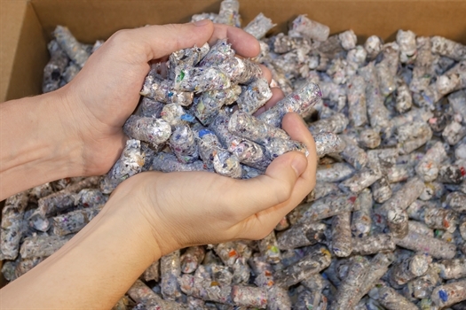 power-pellets-made-from-label-converting-waste