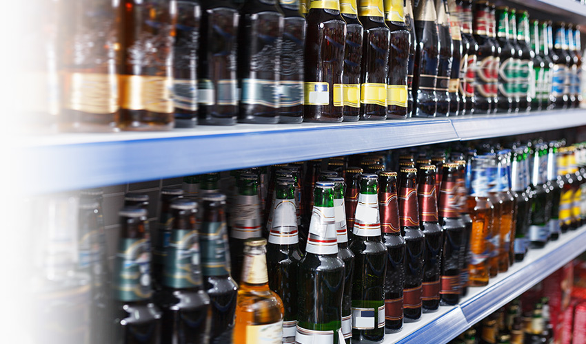 label-markets-food-beverage-labels-bottles-alcohol-store-shelf-shopping-dls